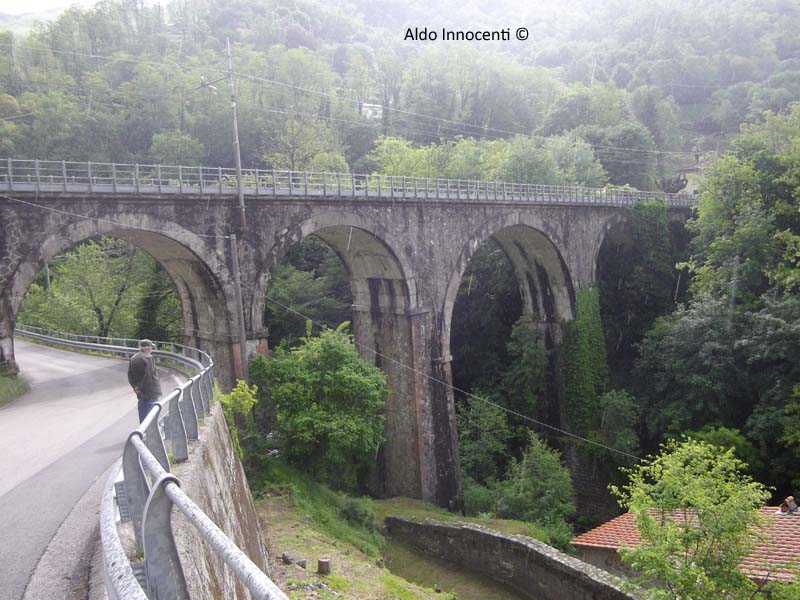 IL VIAREGGINO: VIADOTTO FERROVIARIO